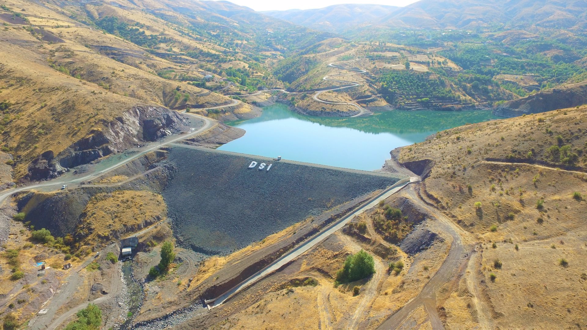 Devlet Su İşleri (DSİ) Genel Müdürlüğü Malatya’da son 19 yılda yapılan baraj sayısının 13 olduğunu bildirdi.