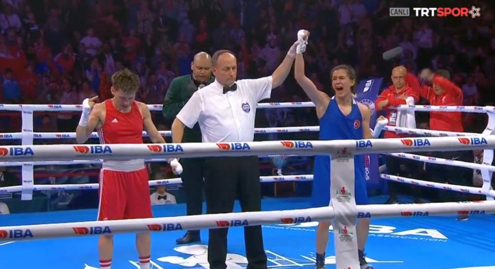 Malatyalı Milli boksör Hatice Akbaş, dünya şampiyonu