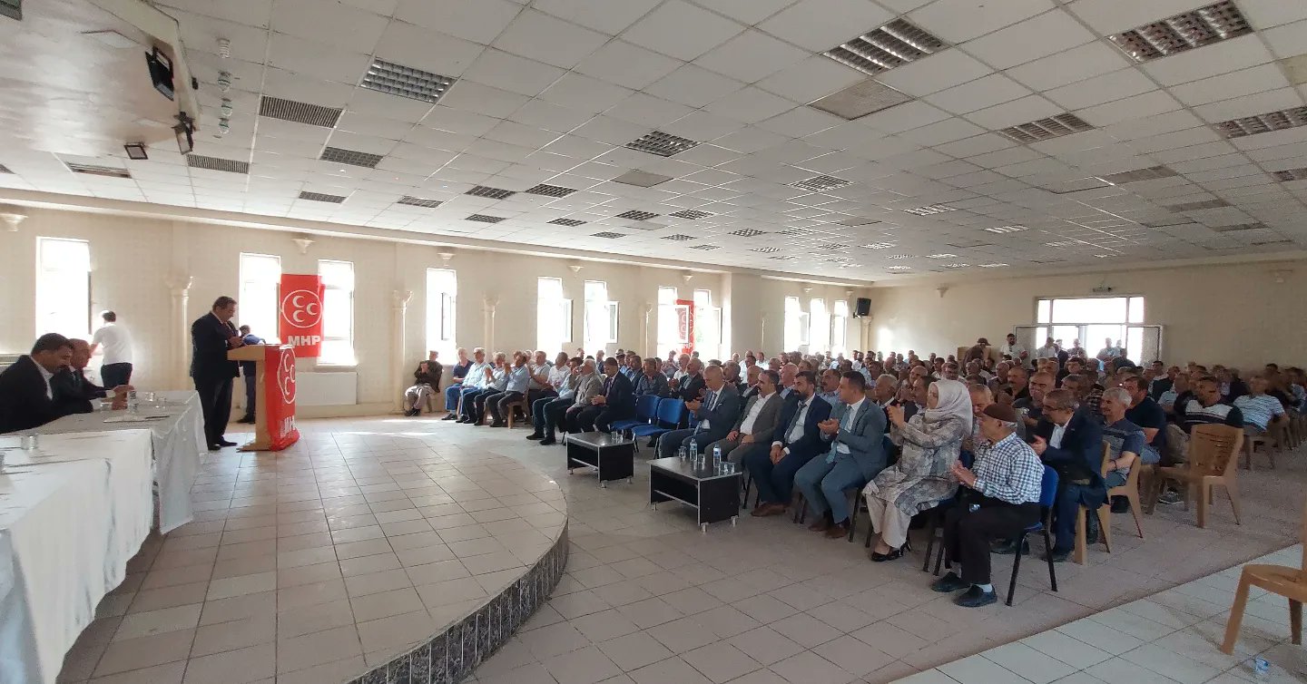 Milliyetçi Hareket Partisi (MHP) İlçe Başkanlığı tarafından 'Adım Adım 2023, İlçe İlçe Anlatma ve Aydınlatma' toplantıları kapsamında aynı günde 5 ilçe için yoğun katılımlı 4 ayrı toplantı gerçekleştirildi.