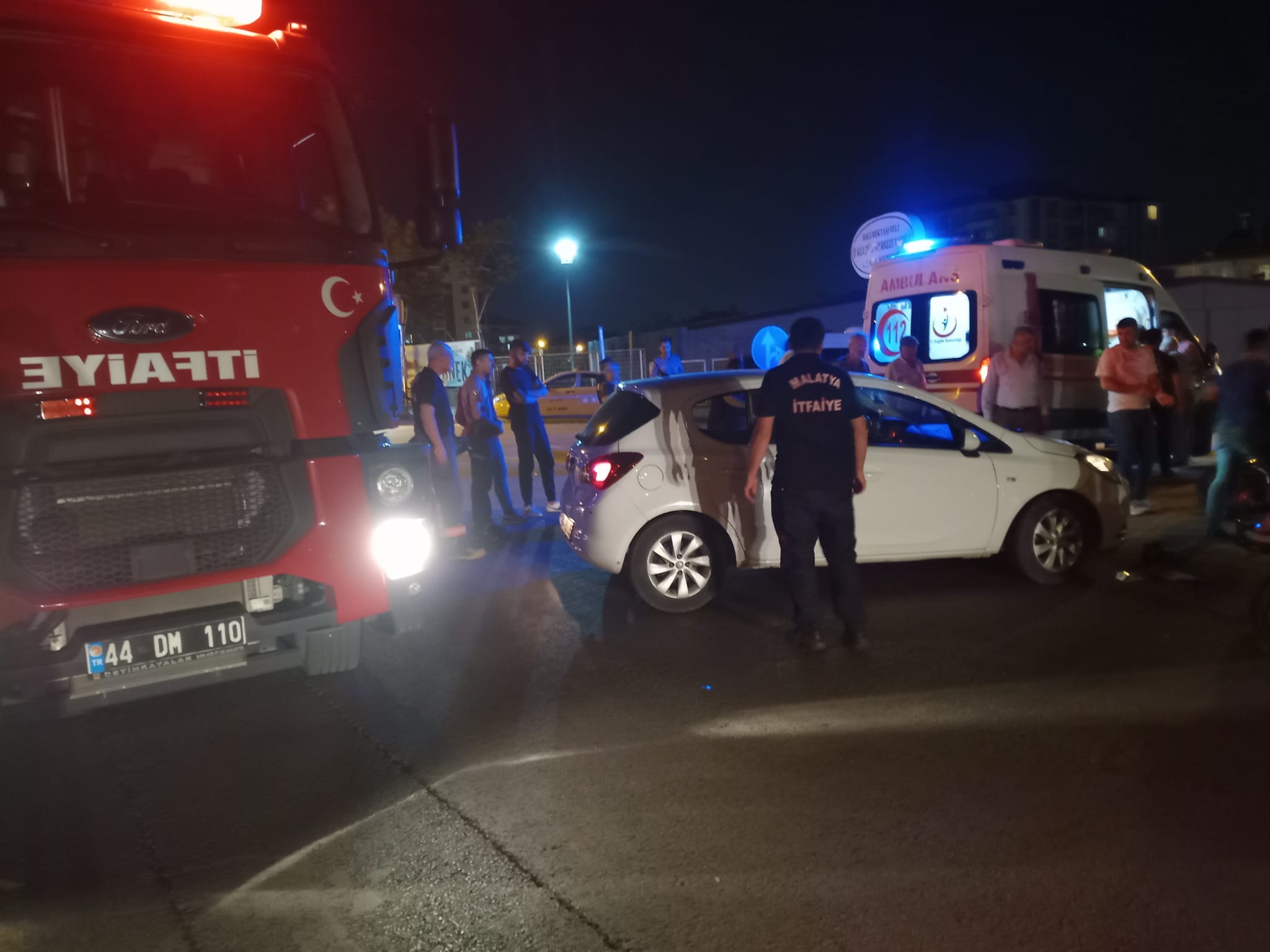 Malatya’da otomobil ile elektrikli bisikletin çarpışması sonucunda 1 kişi yaralandı.