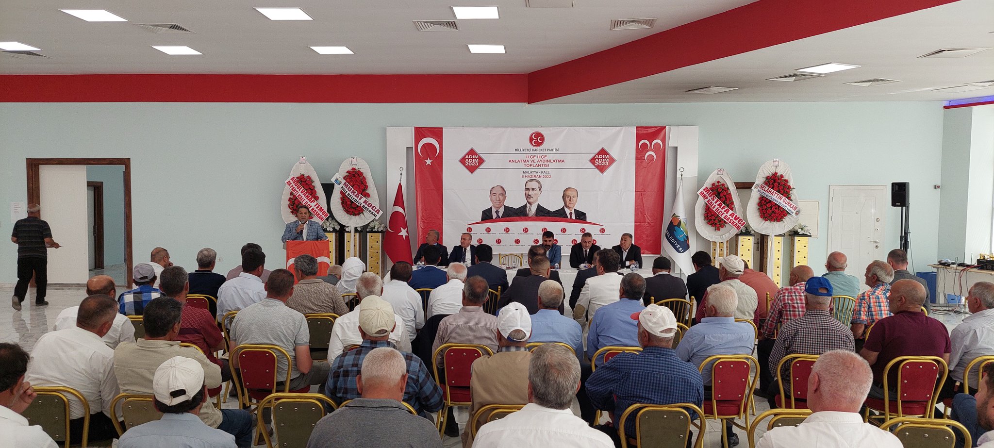 Milliyetçi Hareket Partisi (MHP) İlçe Başkanlığı tarafından 'Adım Adım 2023, İlçe İlçe Anlatma ve Aydınlatma' toplantıları kapsamında 3 günde 11 ilçede etkinlik yapıldı.  