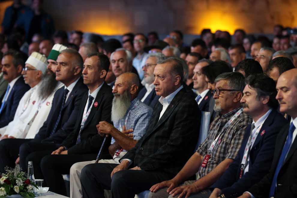 Malatyalı Dede, protokolde Erdoğan’ın yanına oturtuldu