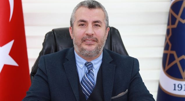 Ölçme, Seçme ve Yerleştirme Merkezi (ÖSYM) Başkanı Prof. Dr. Halis Aygün’un, Cumhurbaşkanlığı Kararnamesi ile görevden alınmasının ardından yerine Prof. Dr. Bayram Ali Ersoy atandı.