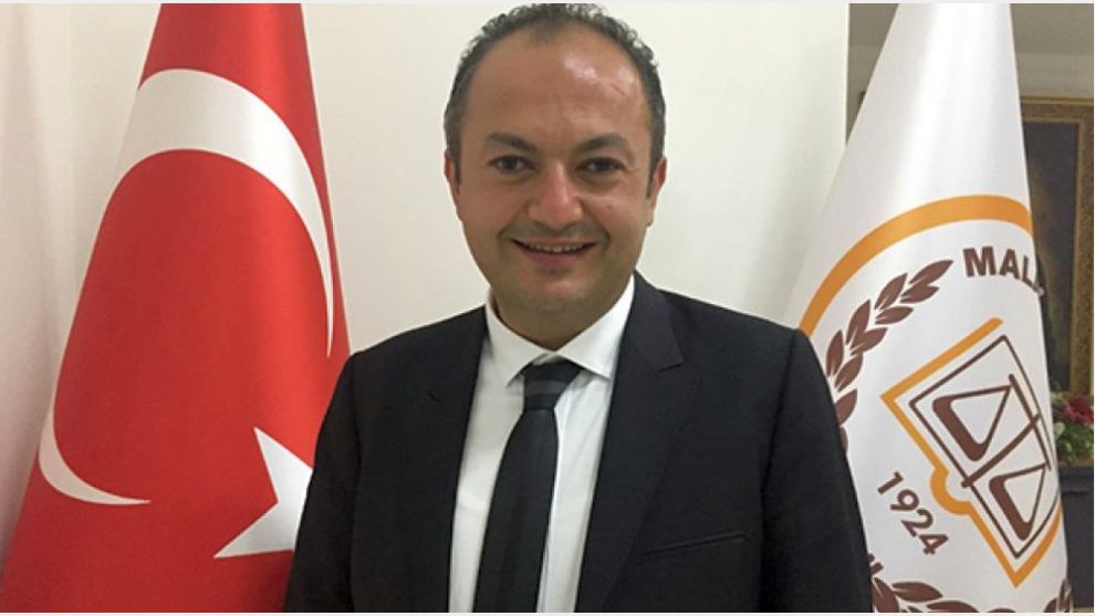 Malatya Barosu'nda Onur Demez yeniden başkan seçildi
