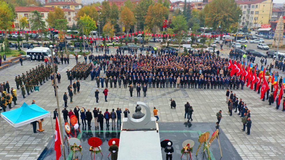 Atatürk, Malatya'da Düzenlenen Törenlerle Anıldı