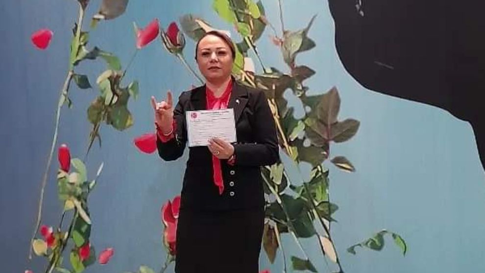 Villaların Hesabını Veremeyen Çalık'ın Bacısına MHP'den Red
