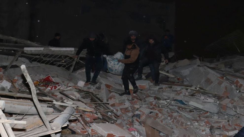Malatya'daki depremin acısını 9 ülke ortak yaşadı