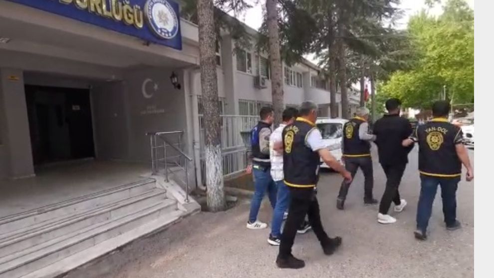 Sazan Sarmalı dolandırıcılığında 2 kişi tutuklandı