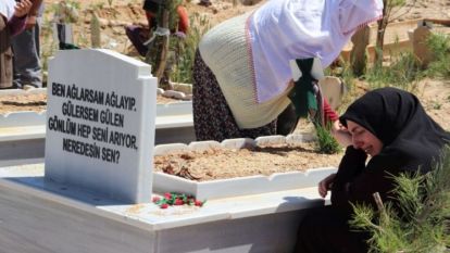 Malatya'da deprem sonrası mezarlıkta neler yaşandı?