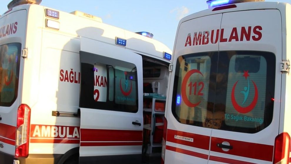 Otobüs şoförü kalp krizi geçirdi, 25 yolcu ölümden döndü