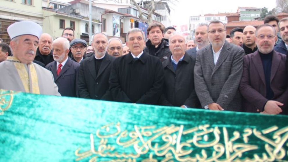 Başdemir'in Cenazesine 11. Cumhurbaşkanı Gül ve Bilal Erdoğan'da Katıldı