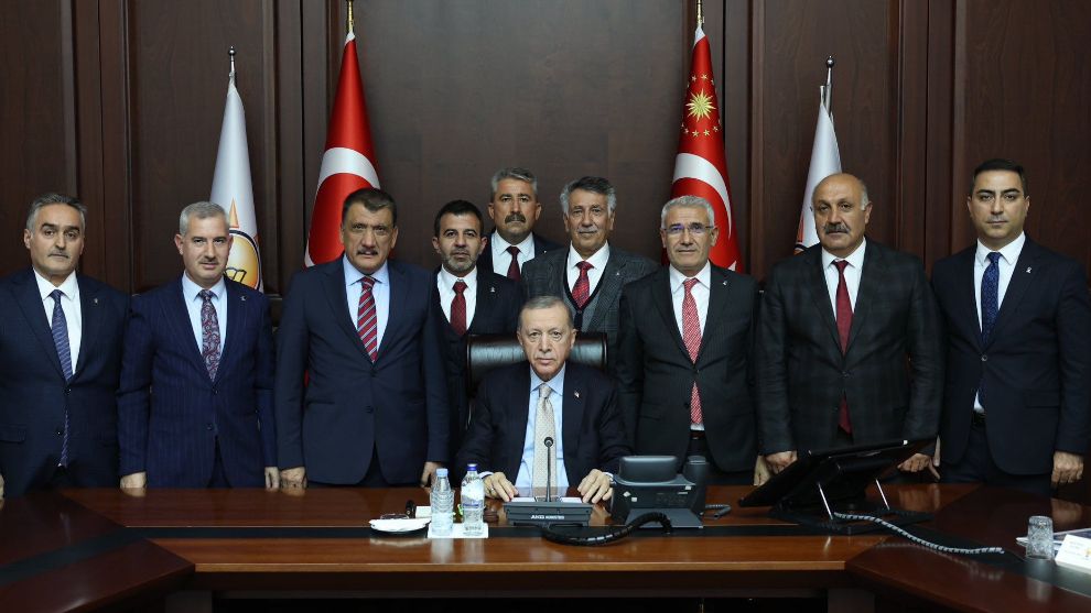 Erdoğan ile çekilen o fotoğrafta Malatya'da sadece 2 kişi siyasette kaldı