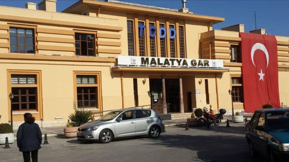 Depremin vurduğu Malatya Gar binası restorasyona alınıyor