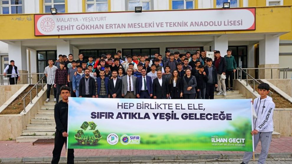 Yeşilyurt'ta 32 bin öğrenci sıfır atık dersi aldı