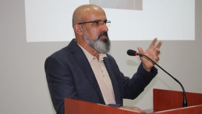 “Pandemi Biyolojik Bir Savaştır"