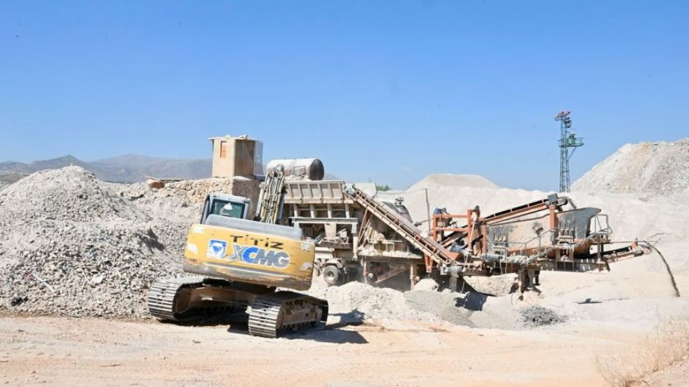 Çınar, giderayak belediyenin beton santralini devretmiş