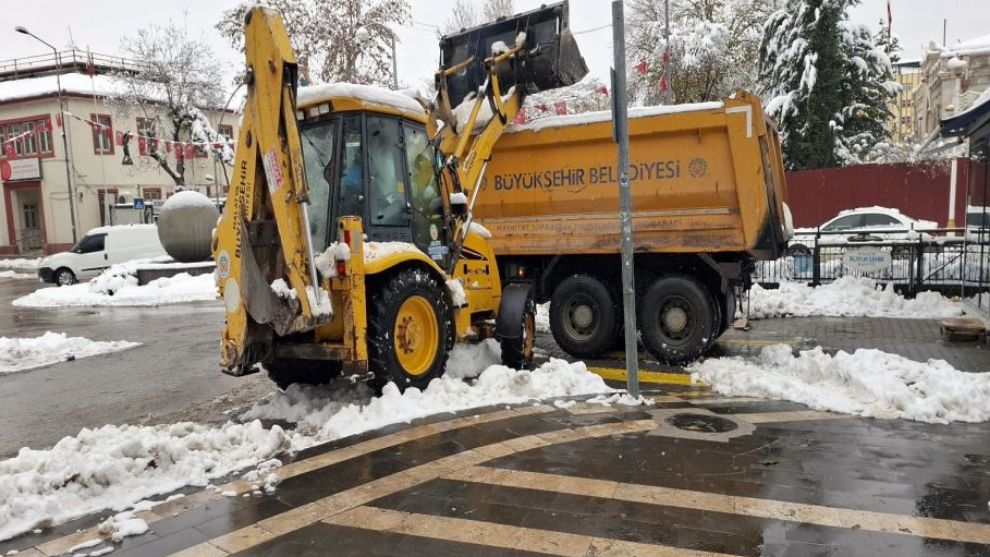 Başkan Er: “Karla Mücadelede 7/24 Bir Telefon Kadar Yakınız”