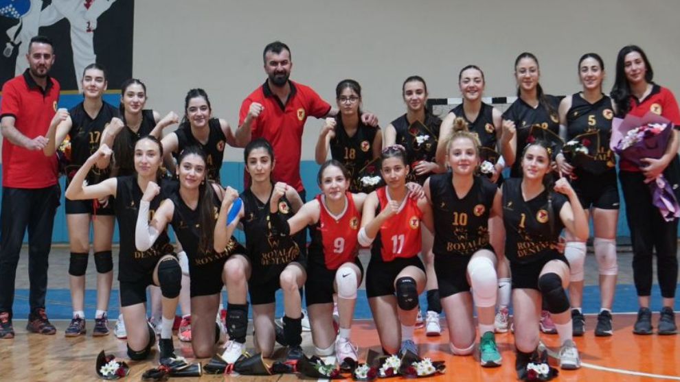 Gençlik Spor Genç Kız Takımı, Voleybolda Namağlup Şampiyon