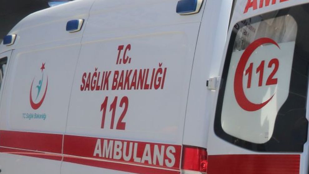 Ağır hasarlı binadan atlayan 24 yaşındaki genç öldü