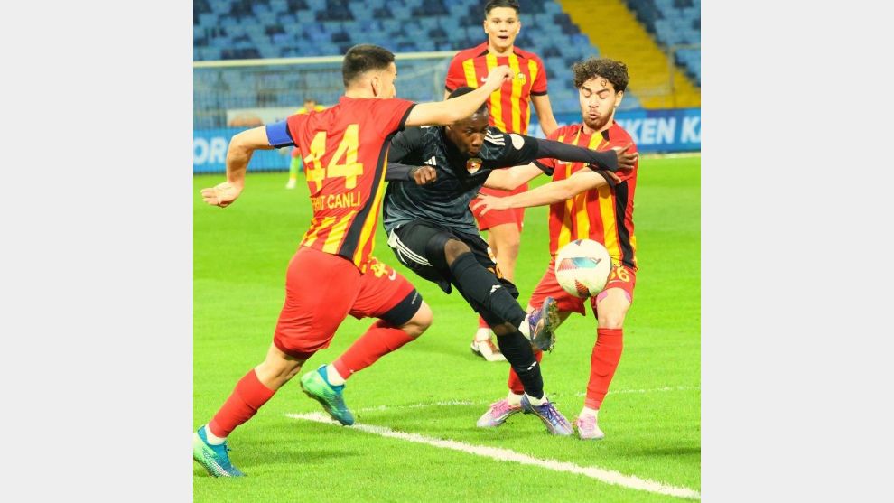 Yeni Malatyaspor Tepe Taklak Gidiyor:  3-1