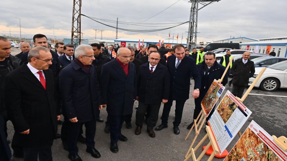 Bakan, Malatya'da Hızlı Tren İçin Ne Dedi?