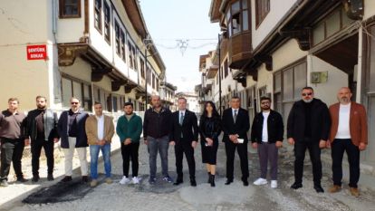 "Çırmıhtı Kaderine Terk Edilmiş” 