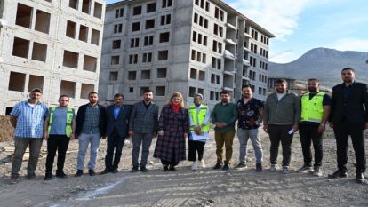 "Mutlu Sona Yaklaşıyoruz"