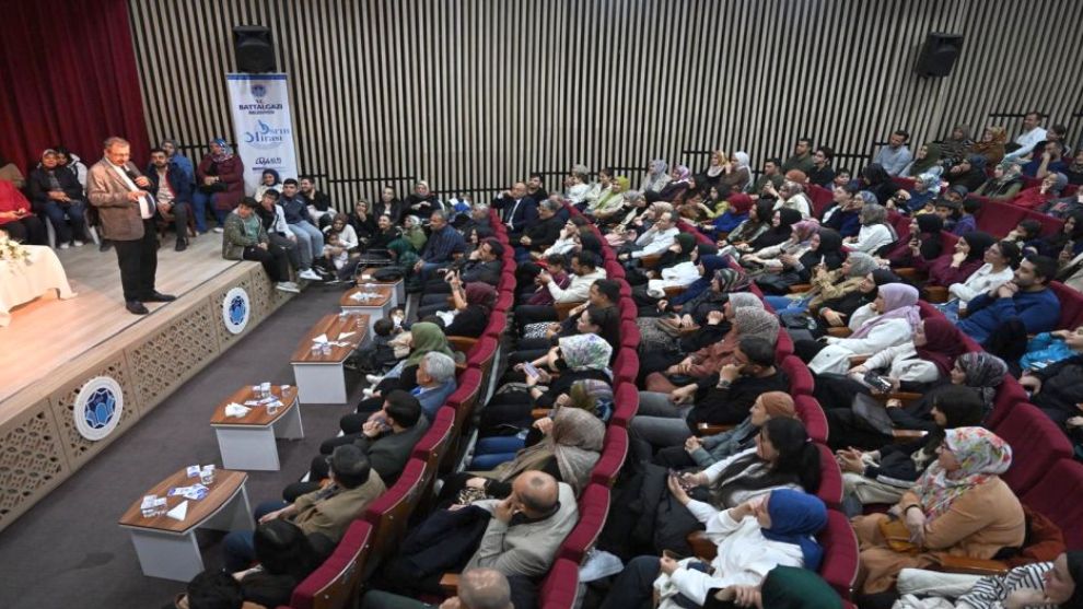 Hayati İnanç anlattı, Battalgazi alkışladı!