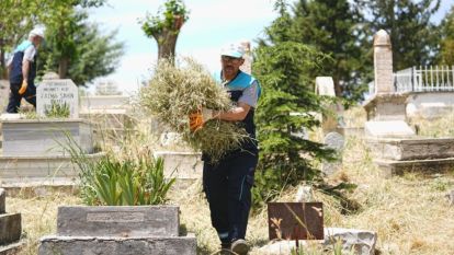 Belediyeden Kabir Ziyaretlerine Özel Bakım.