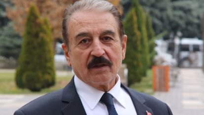 "Cephede Savaşan Milletvekillerine Verilmeyen Haklar Trafikte Siyasetçilere Veriliyor"