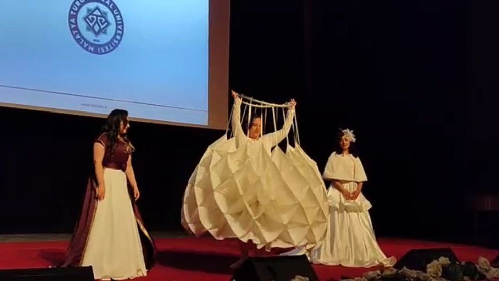 Göz Kamaştıran Defile: 