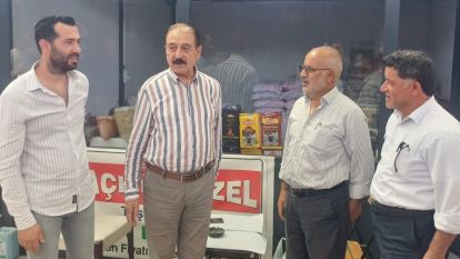 "Bu kenti en karanlık günlerde bile aydınlatan esnafımıza teşekkür ediyorum"