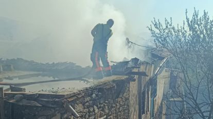 Kale'de Yangın Paniği: İki Ev Kül Oldu