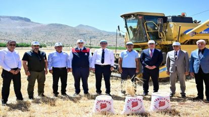 Yeşilyurt'ta çiftçiye ücretsiz arpa desteği