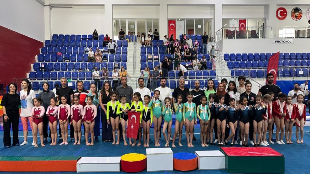 Malatya Cimnastikte Parladı: Anadolu Yıldızlar Ligi Çeyrek Finalinde Birincilik!