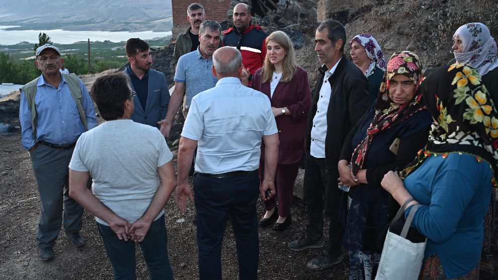 Milletvekili Ölmeztoprak'tan yangın yerinde inceleme