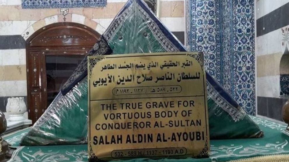 Sultan Türbesindeki General