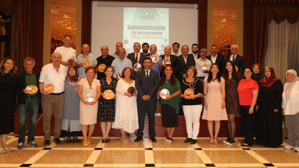 İnönü Üniversitesi 1979 Mezunları Yıllar Sonra Buluştu