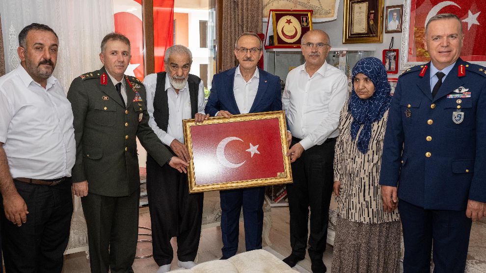 Malatya Protokolü 15 Temmuz Şehit Ailelerini Ziyaret Etti