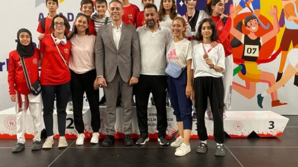 Nisa Çolak Tekvandoda Türkiye Üçüncüsü Oldu: Malatya'nın Gururu!