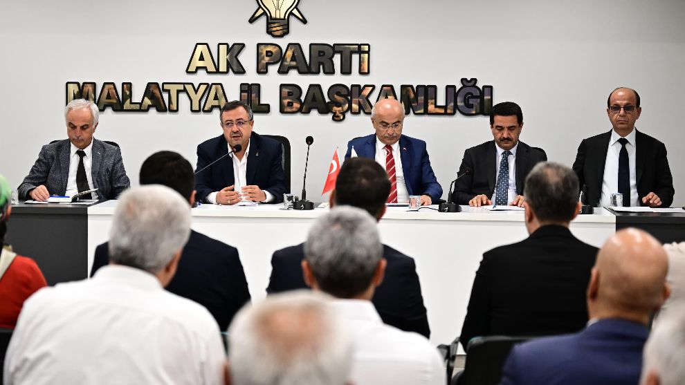 Ali Bakan: Sokağa çıkma çağrıları siyasi oyun