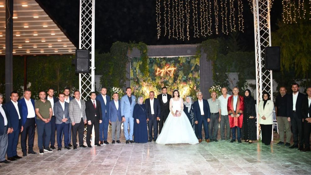 Esen ve İnan Ailesinin Mutlu Günü