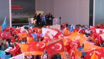 Erdoğan Malatya'da Konuştu: "Deprem Bölgesinde Her Üç Kişiden İkisinin Evini Teslim Ediyoruz"
