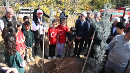 Cumhuriyet'in 102. Yılında 102 Öğrenci 102 Fidan Dikti