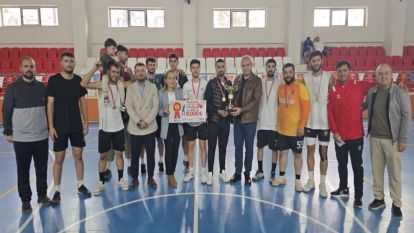  Dinamo Tecde Futsal Turnuvasının Şampiyonu Oldu