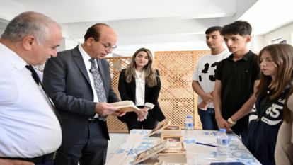 Genç Yazarlar Malatya'da Kitaplarını İmzaladı: 80 Yazara Ulaşıldı