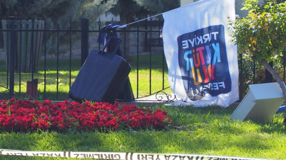 Malatya'da Festival Alanı Yakınında Bavul Paniğe Neden Oldu, Patlatıldı
