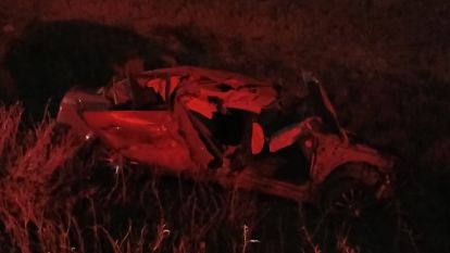 Arapgir Yolunda Korkunç Kaza: Otomobil Traktör Römorkuna Çarptı