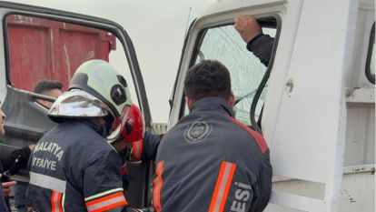 Malatya'da iki araç çarpıştı: İtfaiye ekipleri müdahale etti