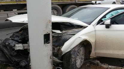 Malatya'da Kavşak Kazası: İki Otomobil Çarpıştı